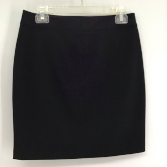 Cache Women’s Classic Mini Skirt Black Career Business Casual NWT Size 2 - Picture 2 of 7